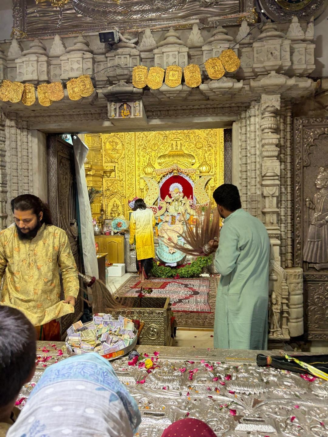 Sanwaliya Seth Temple – Darshan Timings, Travel Guide & Visitor Information